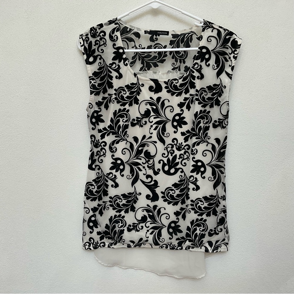 Maurics Black, Ivory Sleeveless Lace Print Top Size Small Formal Career Work